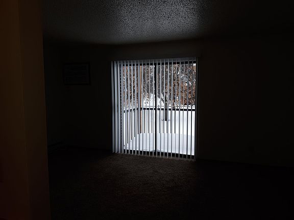 5th image of 1133 S Landeco Ln #213