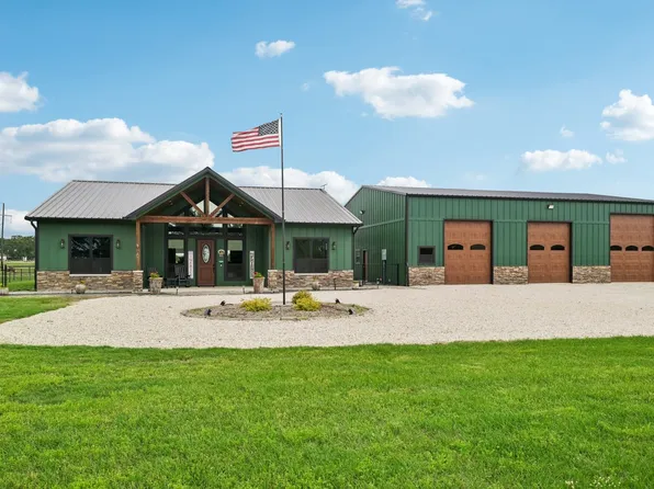 1215 Rs County Rd #2300, Emory, TX 75440