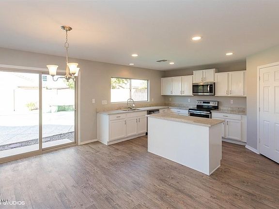 4th image of 19020 N Kristal Ln
