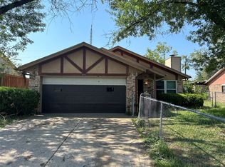 936 N Pleasant Woods Dr, Dallas, TX 75217