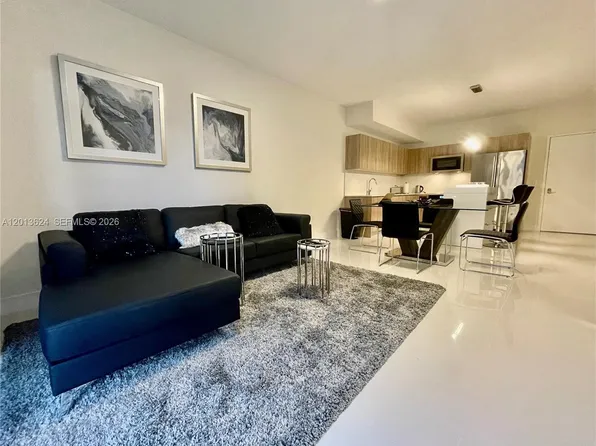 2960 NE 207th St, Aventura, FL