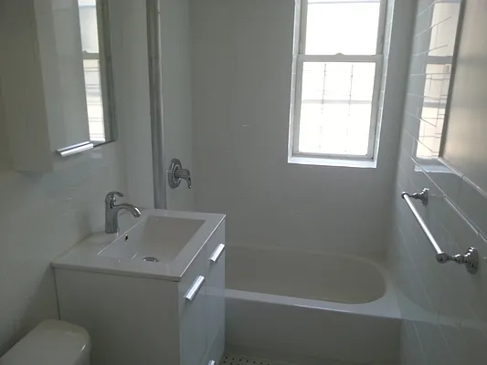 Rented by 5 Boro Realty Corp | media 6