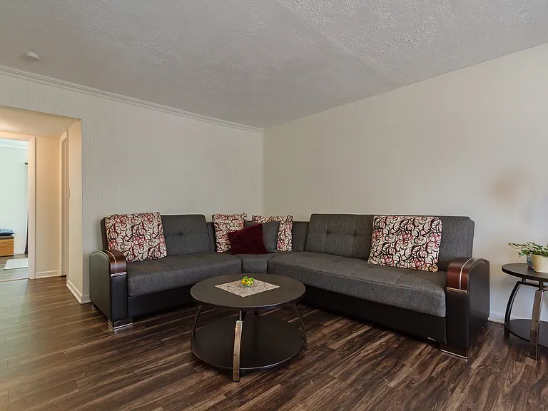 7011 Astor Ave #F2 — Photo 4