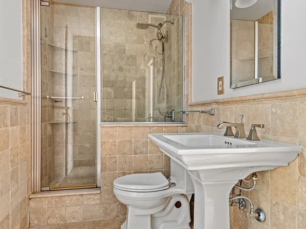 245 East 54th Street 25ST image 7 of 7