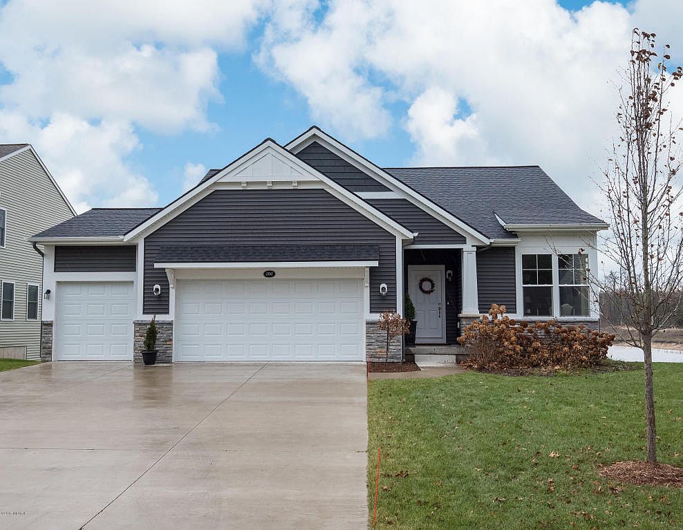 17087 Birchview Dr, Nunica, MI 49448 Zillow