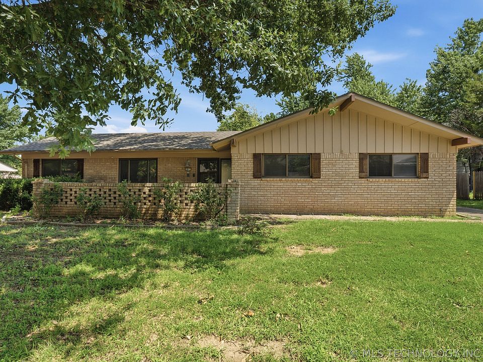 1st image of 5811 E 61st Pl