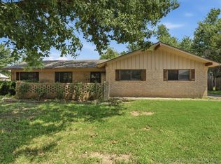 5811 E 61st Pl, Tulsa, OK 74136