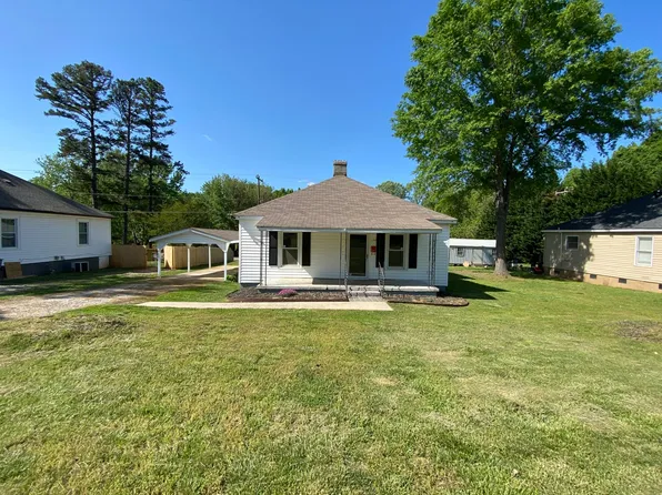 130 Oak St, Clover, SC 29710