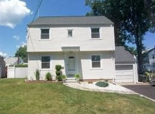 312 Elmwood Ter, Linden, NJ 07036