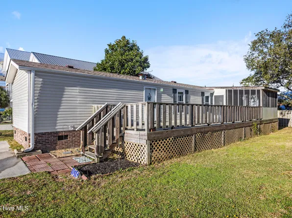 1516 Mackerel Lane, Carolina Beach, NC 28428