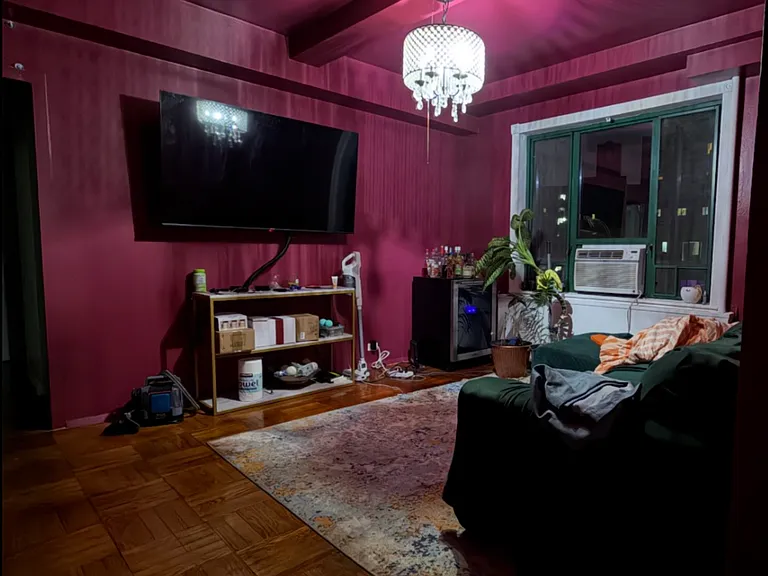 2120 E Tremont Ave #7C — Photo 3