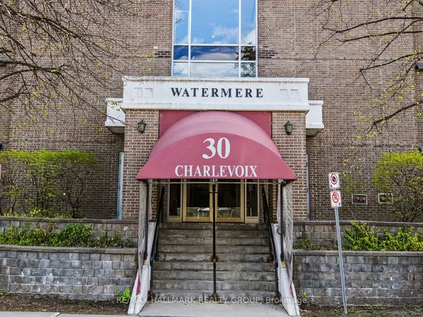 30 Charlevoix St #103, Ottawa, ON K1L 8K5