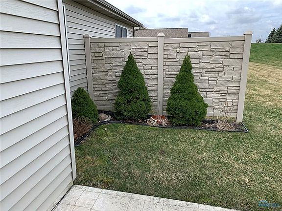 4th image of 10886 Waterview Dr