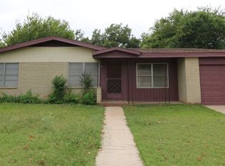 514 Willow Way, Mc Gregor, TX 76657