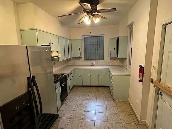 4th image of 1300 Cotton St
