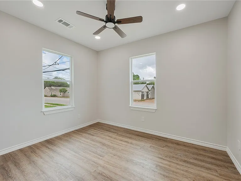15102 Faircrest Dr — Photo 21