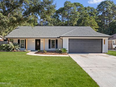 6900 Red Bud Ln, Ocean Springs, MS, 39564
