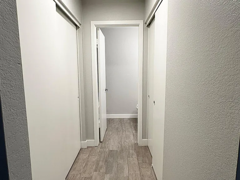 311 W Blackhawk Dr #6 — Photo 6