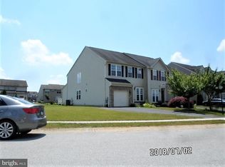 284 Maple Dr, Hanover, PA 17331