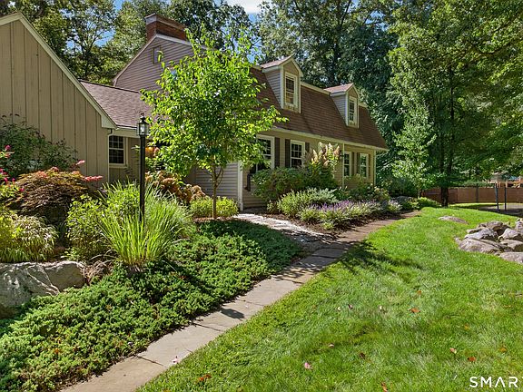 2nd image of 87 Chevas Road