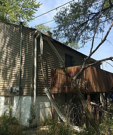 3rd image of 1435 Ellis Ave