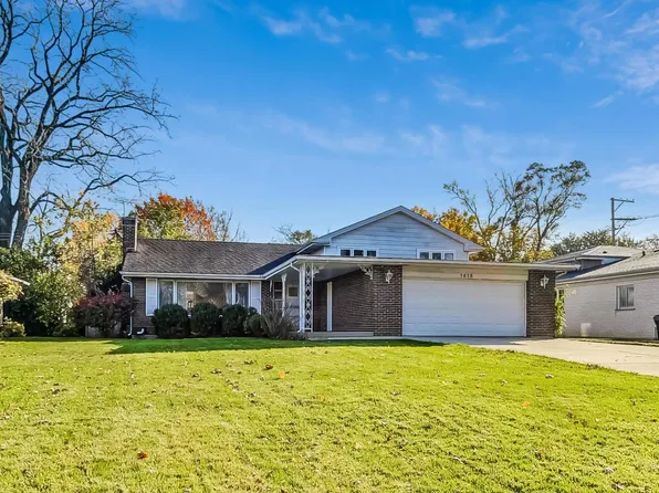 1415 Sunset Ridge Rd, Glenview, IL 60025