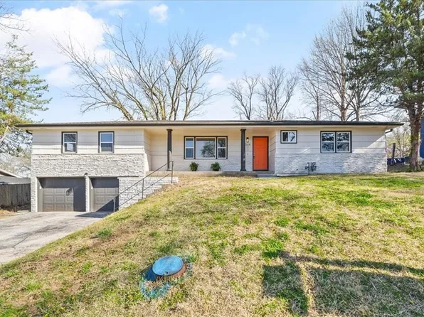 7318 Greeley Ave, Kansas City, KS 66109