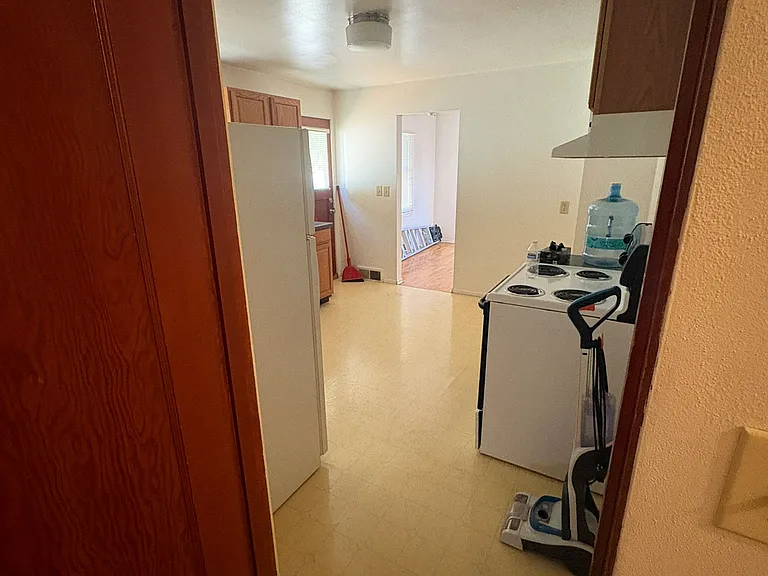 1618 Browne Ave #A — Photo 10