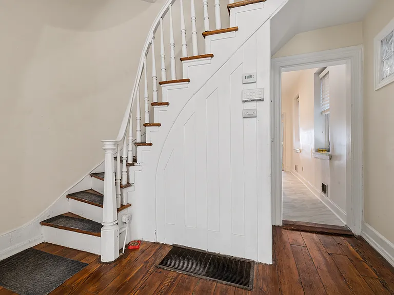 2025 Poplar St #1 — Photo 11