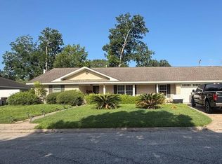 2104 French Pl, Baytown, TX 77520
