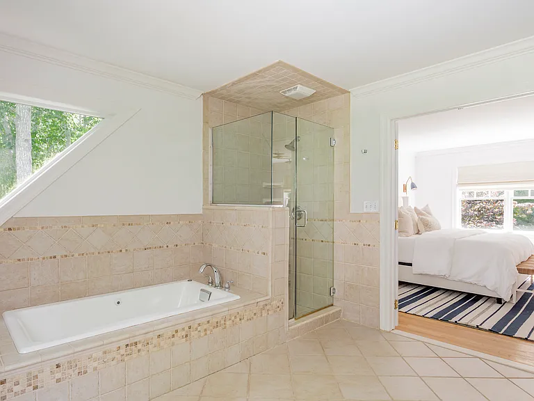 113 Northside Dr — Photo 22