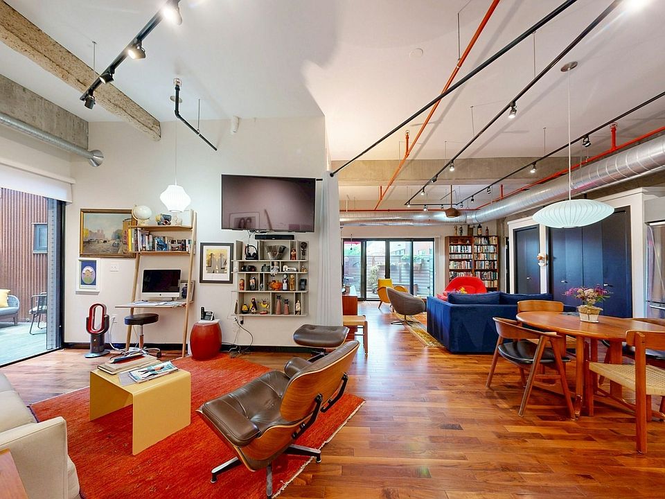 1st image of 1060 Broadway #114