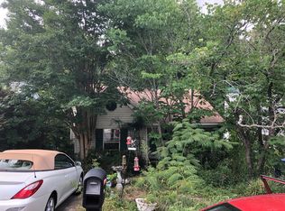 109 Mosspoint Dr, Greenville, SC 29617