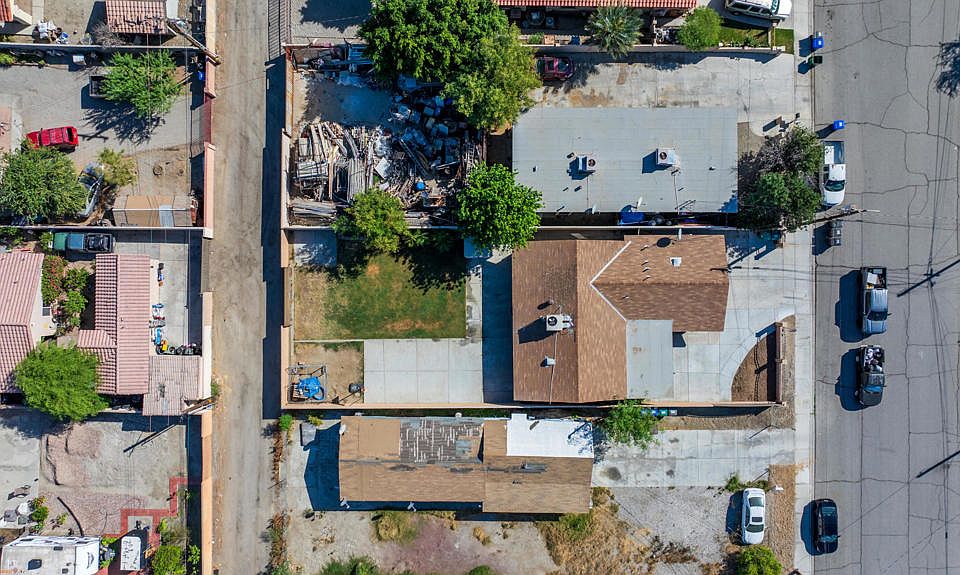 1st image of 1443 2nd St