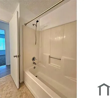 316 Wells Ct — Photo 5