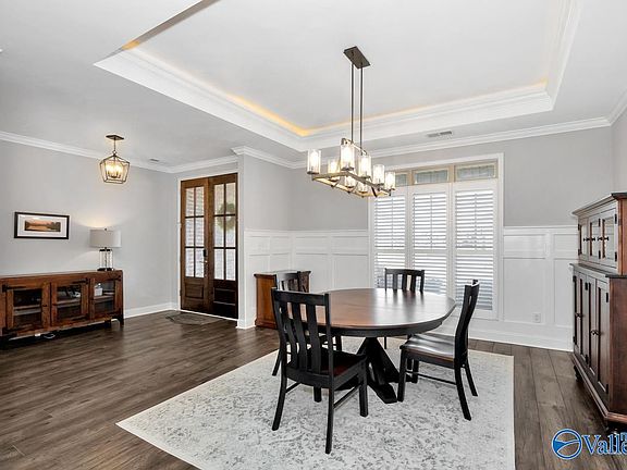 3rd image of 9059 Redstone Square Dr