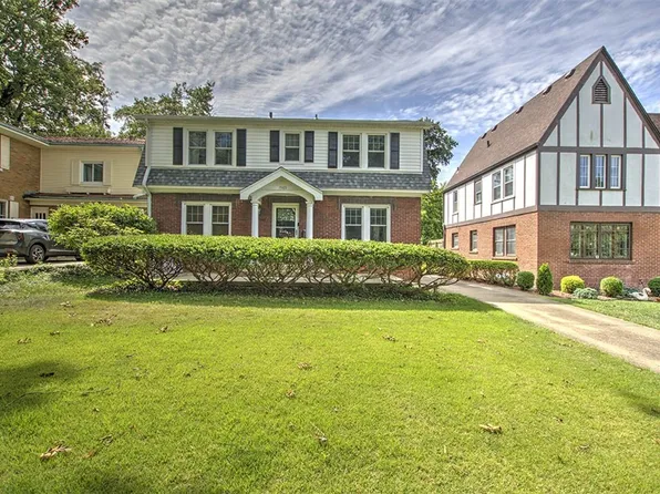 1565 W Macon St, Decatur, IL 62522