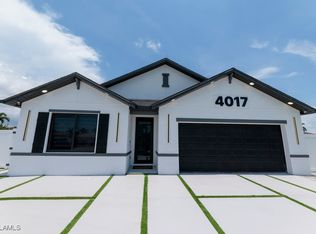 4017 SW 16th Pl, Cape Coral, FL 33914