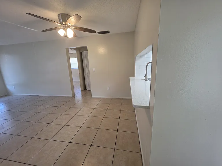 145 Pinellas Way N #6 — Photo 9