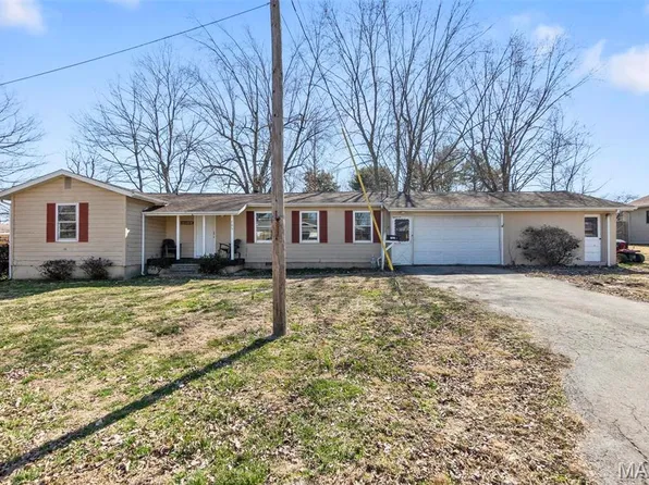 705 Bois Darc St, Jackson, MO 63755