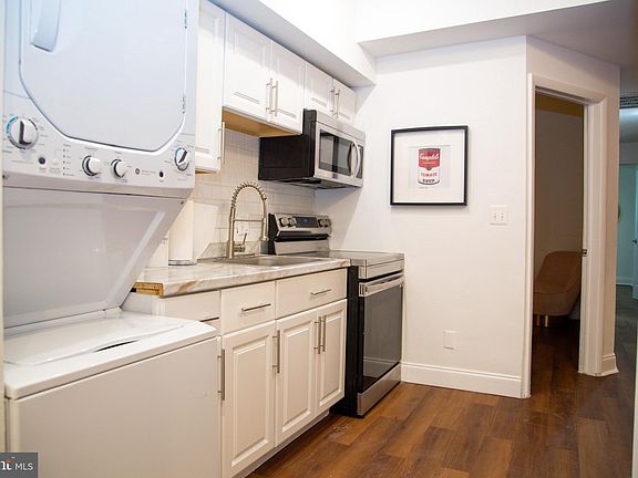 4th image of 1345 1st St NW Floor 1