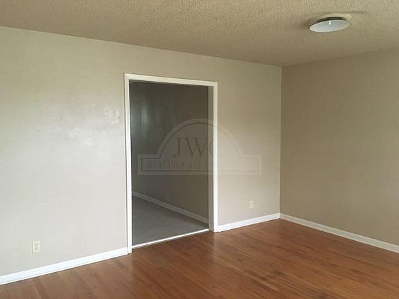 2nd image of 1315 Jefferies Ave