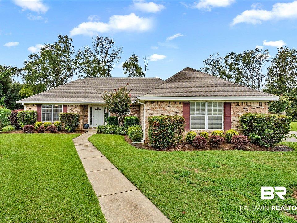 1st image of 402 Meadow Ln