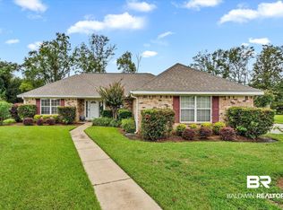 402 Meadow Ln, Foley, AL 36535