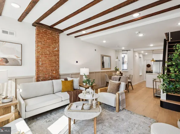 2214 Tulip St, Philadelphia, PA 19125