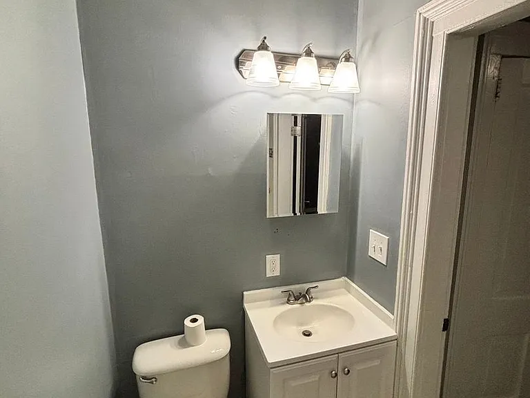 228 Telfair St #B — Photo 18