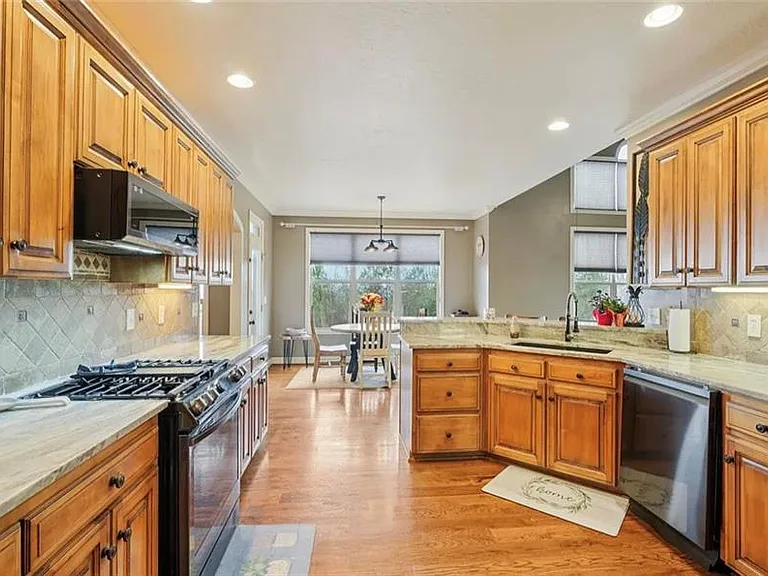 920 Hillyer High Rd — Photo 9