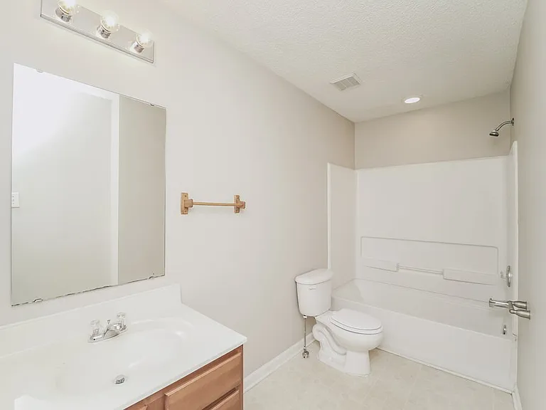 4490 Saint Catherines Ct — Photo 16