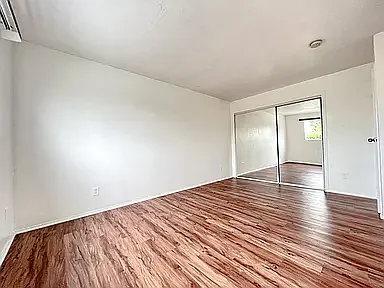 14746 Delano St #10 — Photo 13