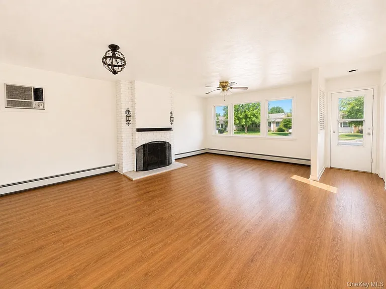 36 Forest Dr — Photo 5